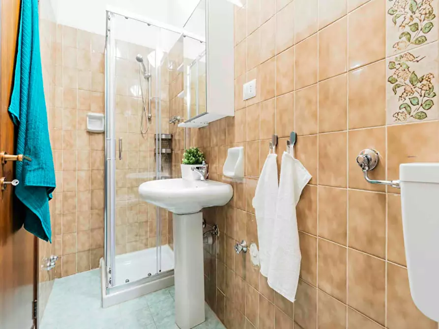 Immagine 10 di Camera in affitto  in Via Felice Mendelssohn a Padova