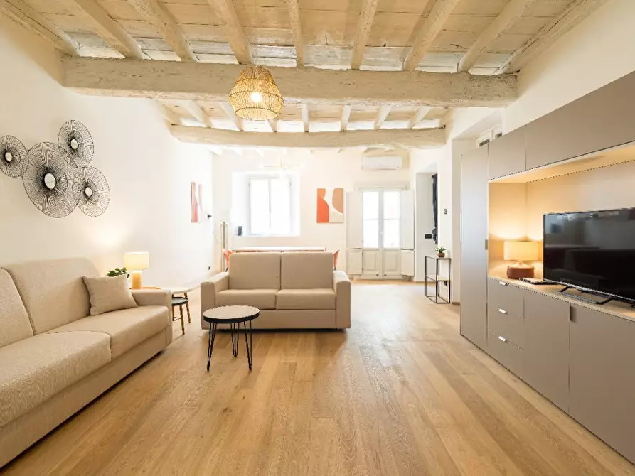 Immagine 1 di Appartamento in affitto  in Via Gianni Rodari a Como