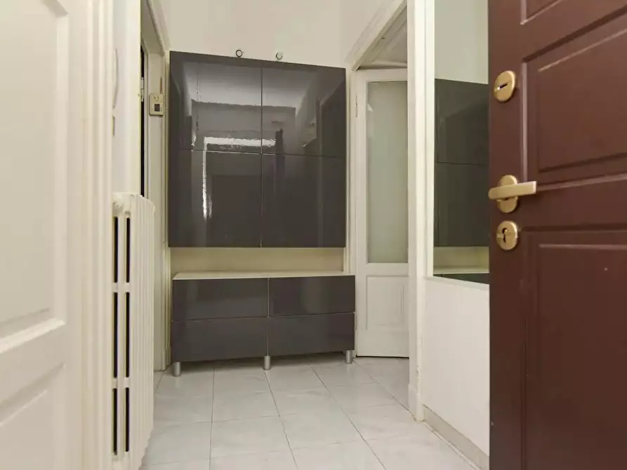 Immagine 5 di Camera in affitto  in Via Tonale a Milano