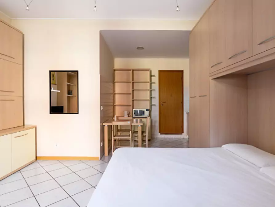 Immagine 3 di Appartamento in affitto  in Via Monaldo Calari a Bologna