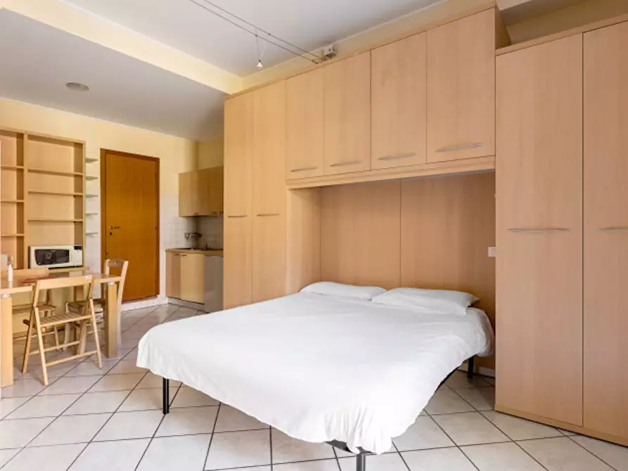 Immagine 4 di Appartamento in affitto  in Via Monaldo Calari a Bologna