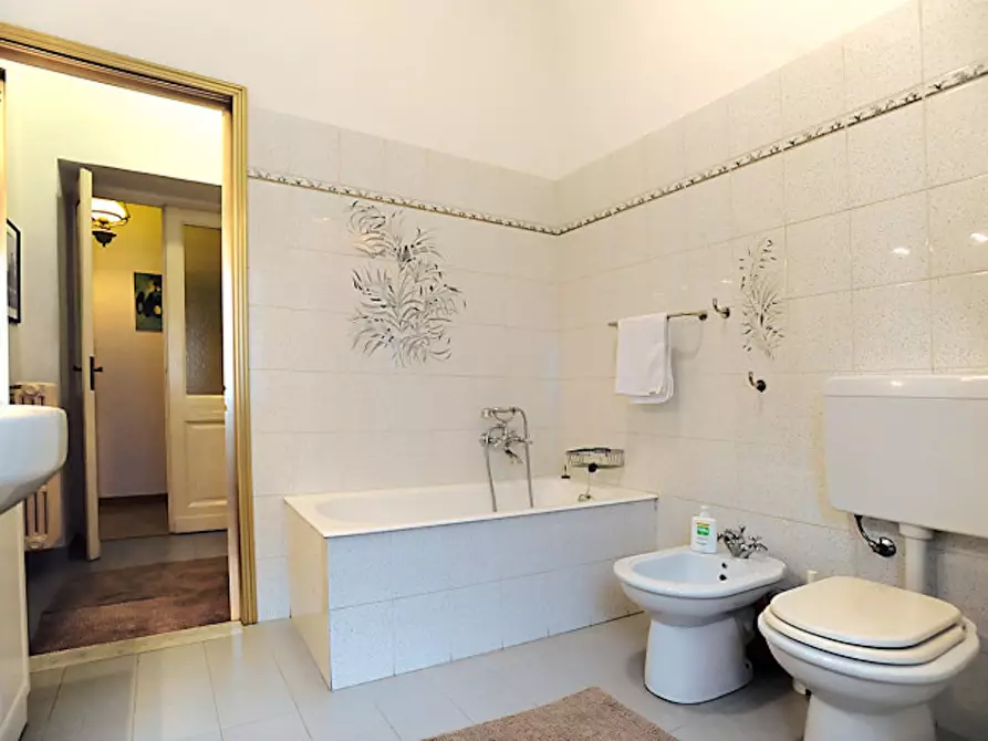 Immagine 10 di Appartamento in affitto  in Via Prali a Torino