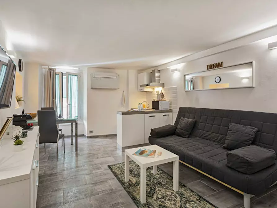 Immagine 1 di Appartamento in affitto  in Piazza di Pellicceria a Genova