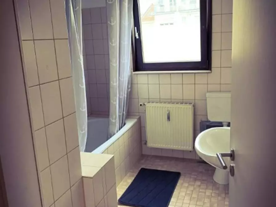 Immagine 6 di Camera in affitto  in Staufenstraße a Frankfurt am Main