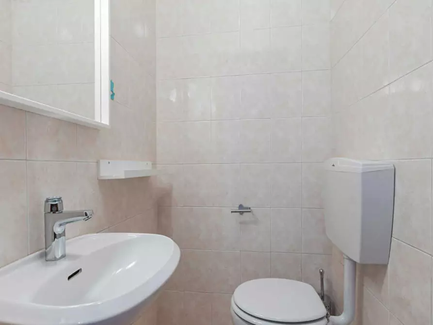 Immagine 9 di Camera in affitto  in Strada del Fortino a Torino