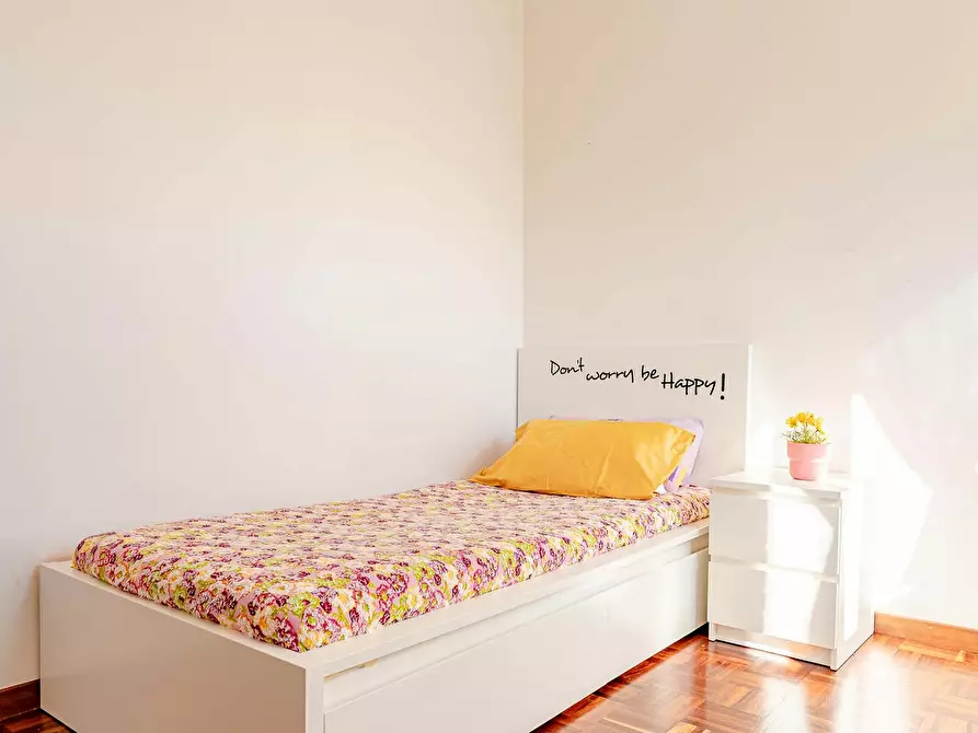 Immagine 2 di Camera in affitto  in Via Luigi Ornato a Milano