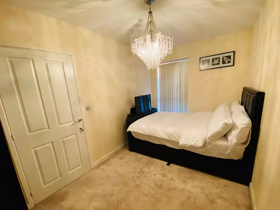 Immagine 10 di Casa indipendente in affitto  in Clifford Street a 