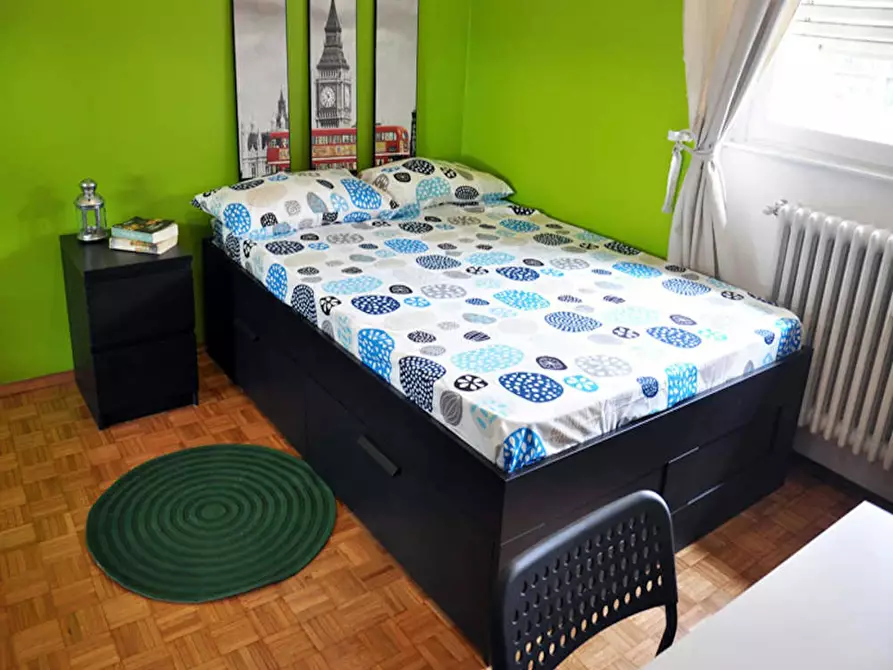 Immagine 4 di Camera in affitto  in Via Tortona a Milano