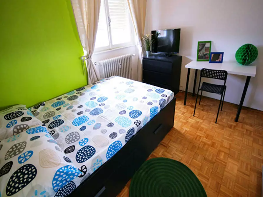 Immagine 2 di Camera in affitto  in Via Tortona a Milano