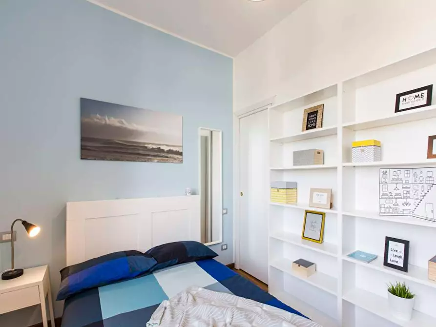 Immagine 1 di Camera in affitto  in Via dei Mandorli a Buccinasco