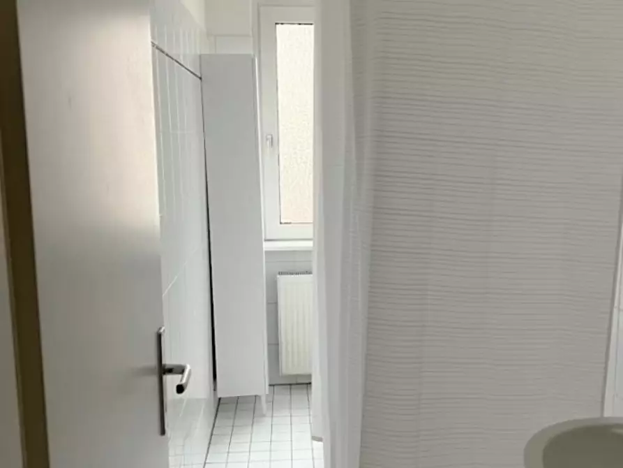 Immagine 6 di Camera in affitto  in Wiesenau a Frankfurt am Main