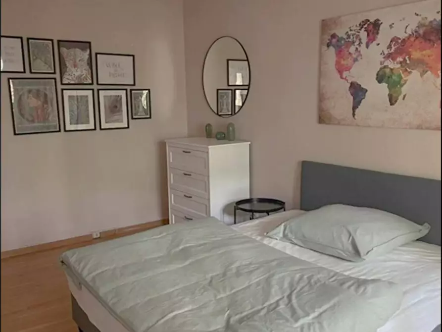 Immagine 4 di Camera in affitto  in Wiesenau a Frankfurt am Main