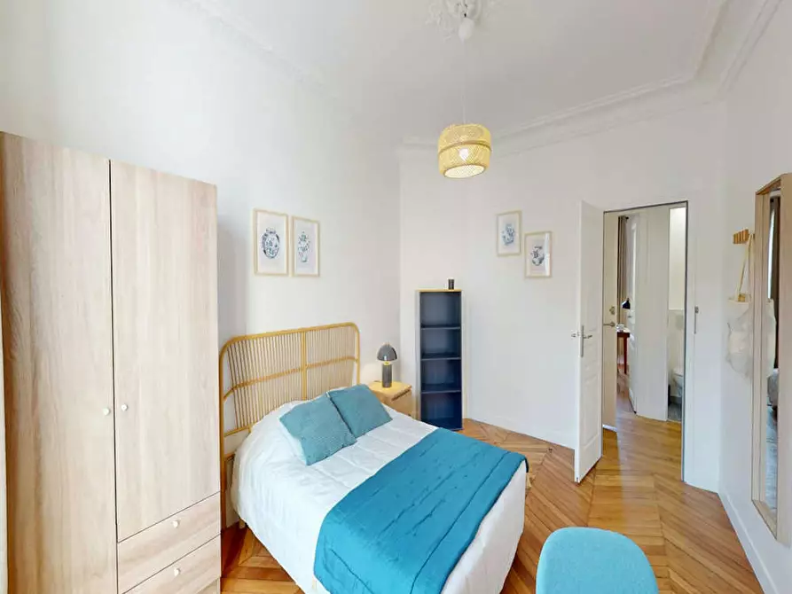 Immagine 4 di Camera in affitto  in Rue Chaligny a Paris