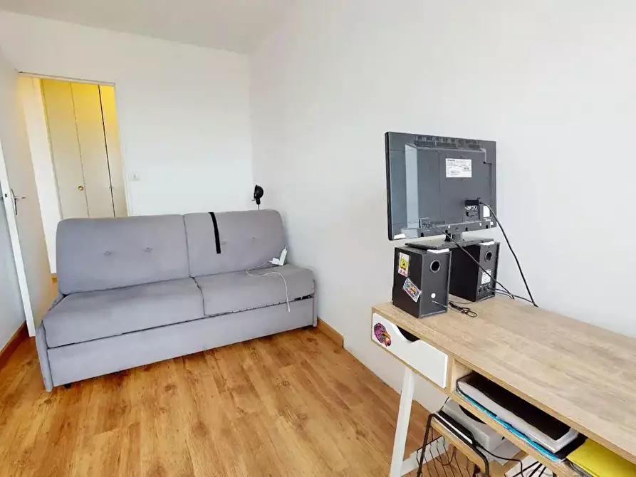 Immagine 1 di Camera in affitto  in Passage de l'Europe a La Rochelle