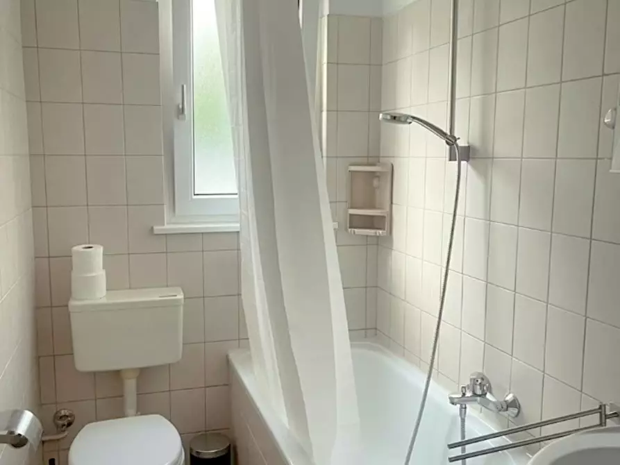 Immagine 5 di Camera in affitto  in Staufenstraße a Frankfurt am Main
