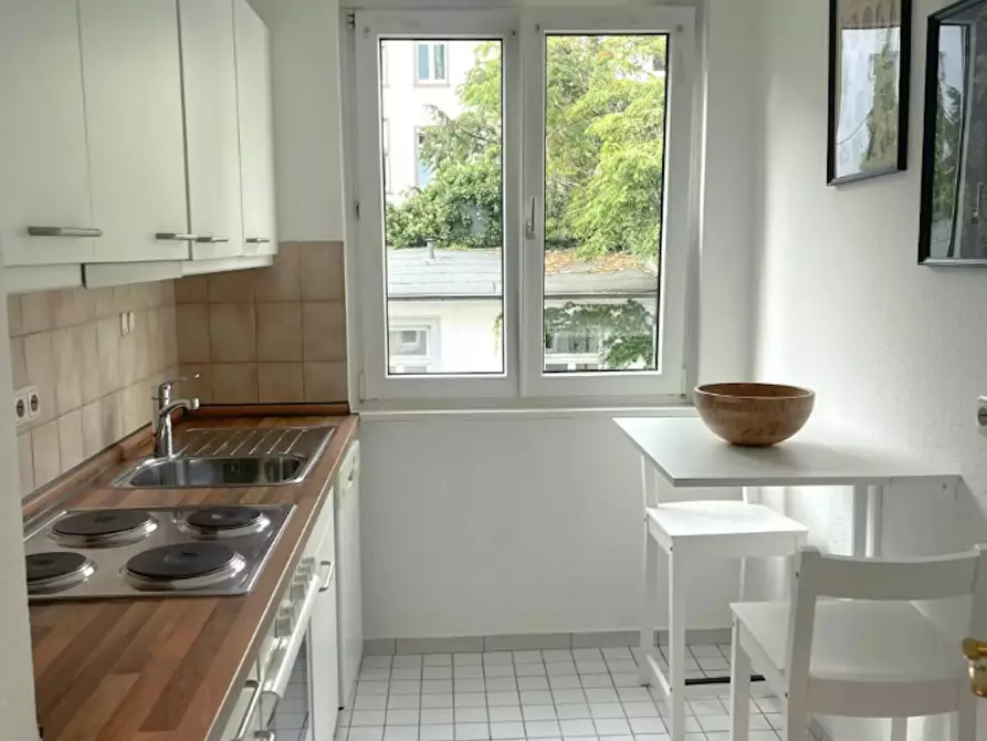 Immagine 3 di Camera in affitto  in Staufenstraße a Frankfurt am Main