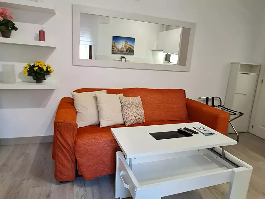 Immagine 8 di Appartamento in affitto  in Plaza de los Mostenses a Madrid