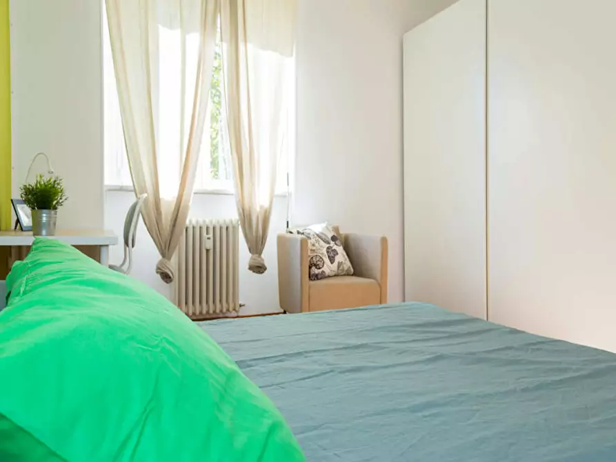 Immagine 3 di Camera in affitto  in Via dei Pioppi a Buccinasco