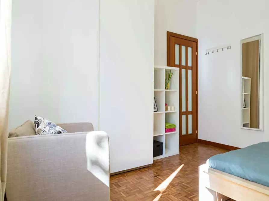 Immagine 6 di Camera in affitto  in Via dei Pioppi a Buccinasco