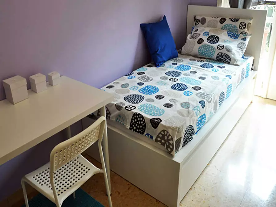 Immagine 1 di Camera in affitto  in Via Carlo Pisacane a Milano