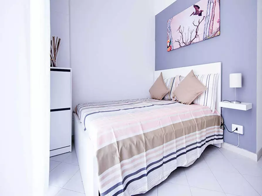 Immagine 1 di Camera in affitto  in Via Giovanni Pascoli a Milano