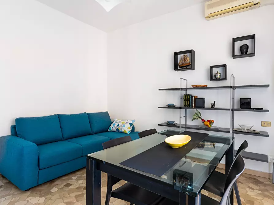 Immagine 3 di Appartamento in affitto  in Via Genova a Bologna