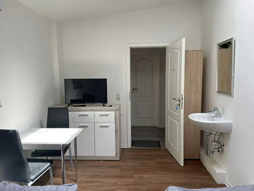 Immagine 2 di Camera in affitto  in Lochhausener Straße a München