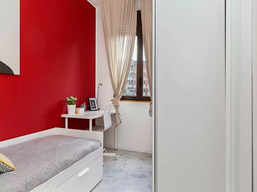 Immagine 3 di Camera in affitto  in Largo Cavalieri di Malta a Milano