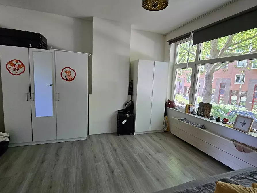 Immagine 9 di Appartamento in affitto  in Mathenesserdijk a Rotterdam