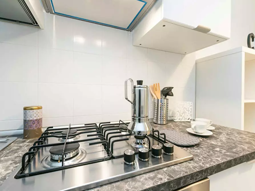 Immagine 7 di Camera in affitto  in Corso San Gottardo a Milano