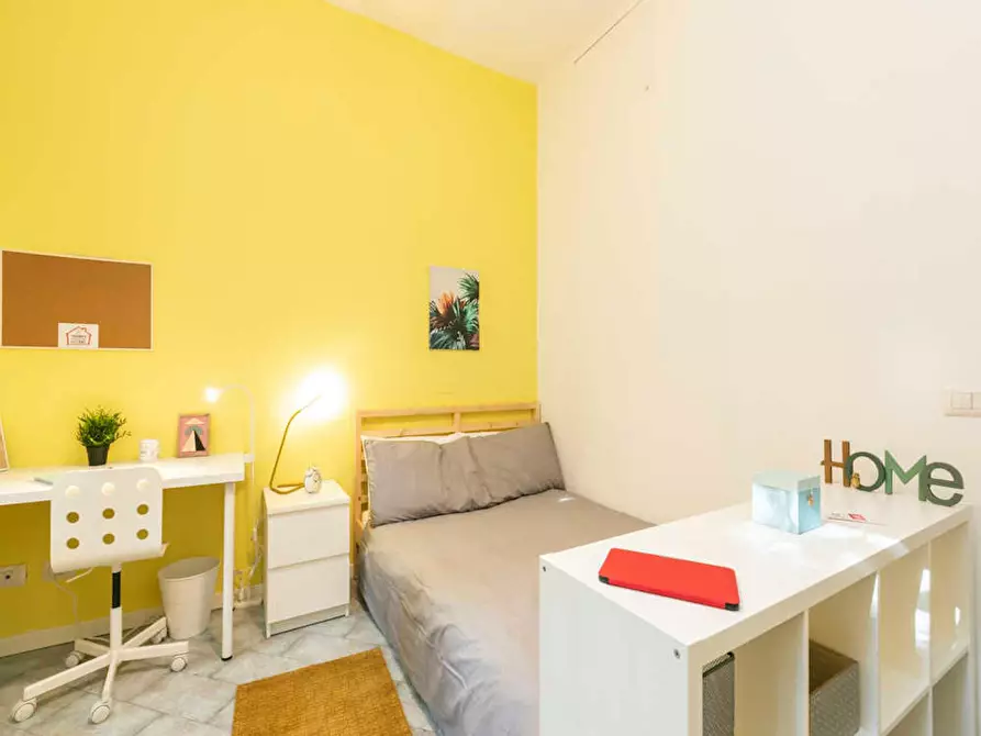 Immagine 3 di Camera in affitto  in Corso San Gottardo a Milano