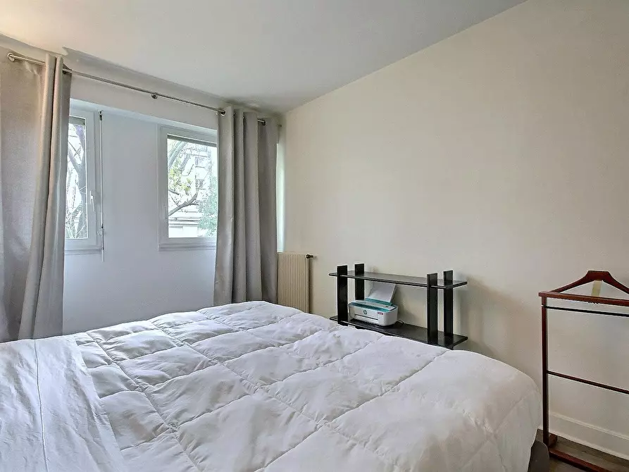Immagine 9 di Appartamento in affitto  in Rue Saint-Didier a Paris 16