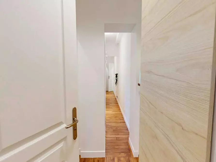 Immagine 9 di Camera in affitto  in Rue Chaligny a Paris