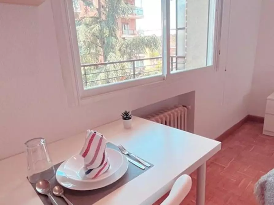 Immagine 4 di Camera in affitto  in Calle de Velayos a Madrid