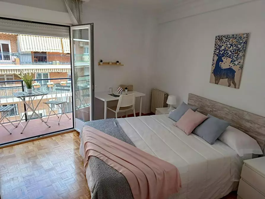 Immagine 4 di Camera in affitto  in Calle de Maseda a Madrid