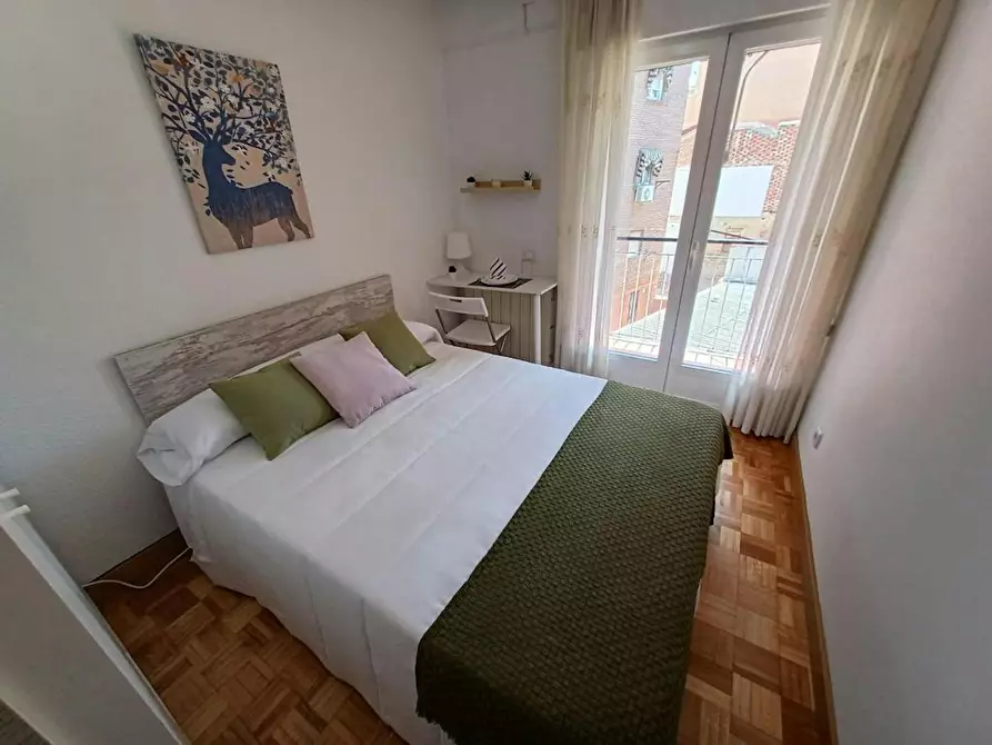 Immagine 1 di Camera in affitto  in Calle de Maseda a Madrid