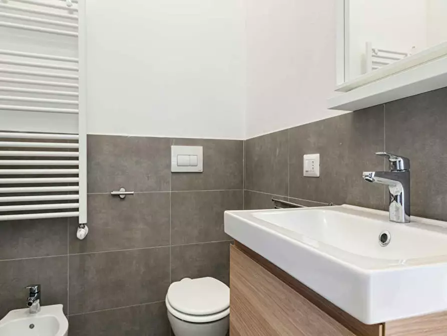 Immagine 10 di Camera in affitto  in Via Privata Parenzo a Milano