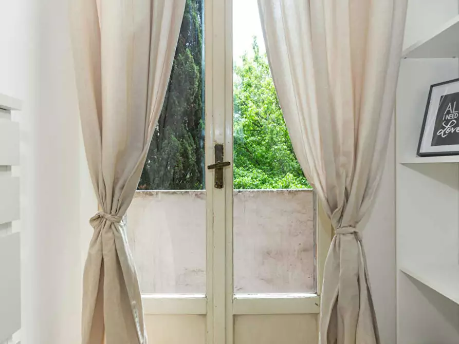 Immagine 9 di Camera in affitto  in Via Salvatore Barzilai a Milano