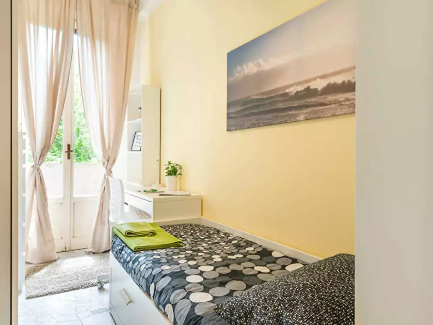 Immagine 1 di Camera in affitto  in Via Salvatore Barzilai a Milano