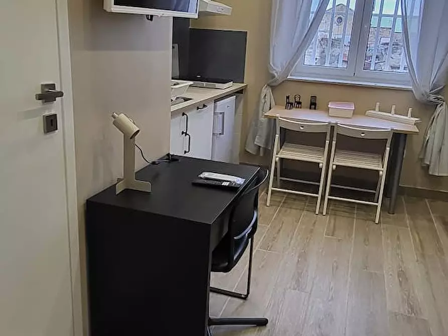 Immagine 4 di Appartamento in affitto  in Vico Giganti a Napoli