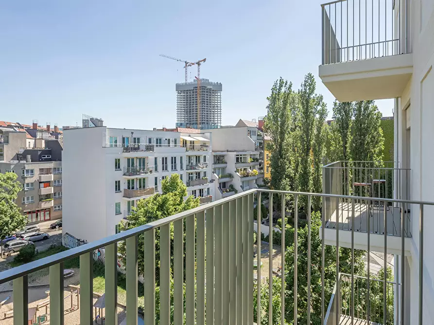 Immagine 7 di Appartamento in affitto  in Braunschweiger Straße a Berlin