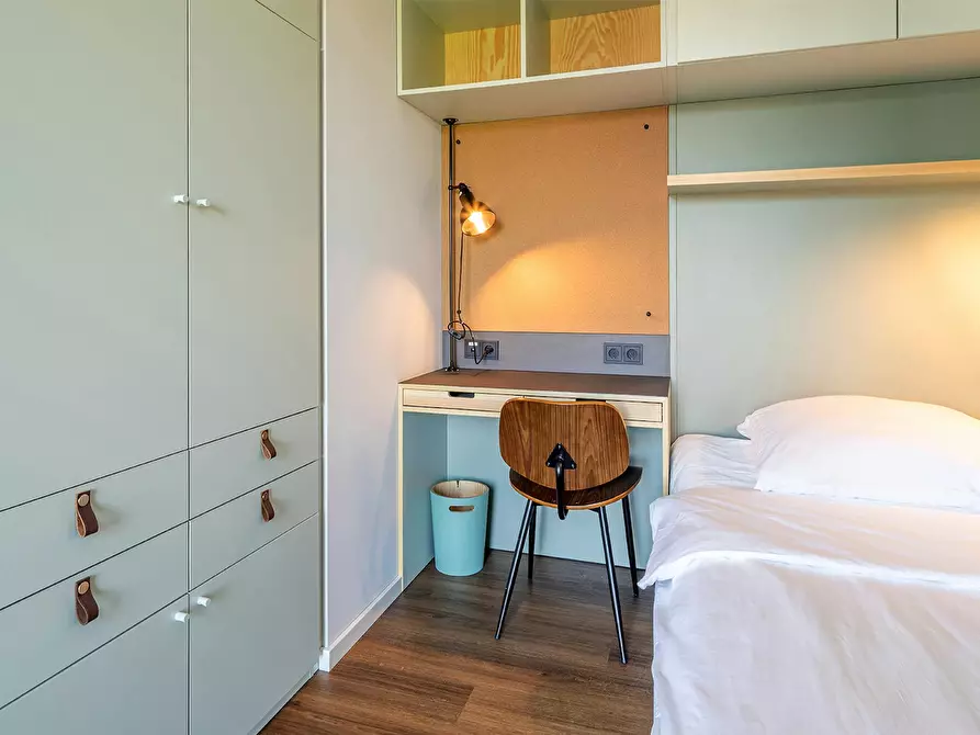 Immagine 5 di Appartamento in affitto  in Braunschweiger Straße a Berlin
