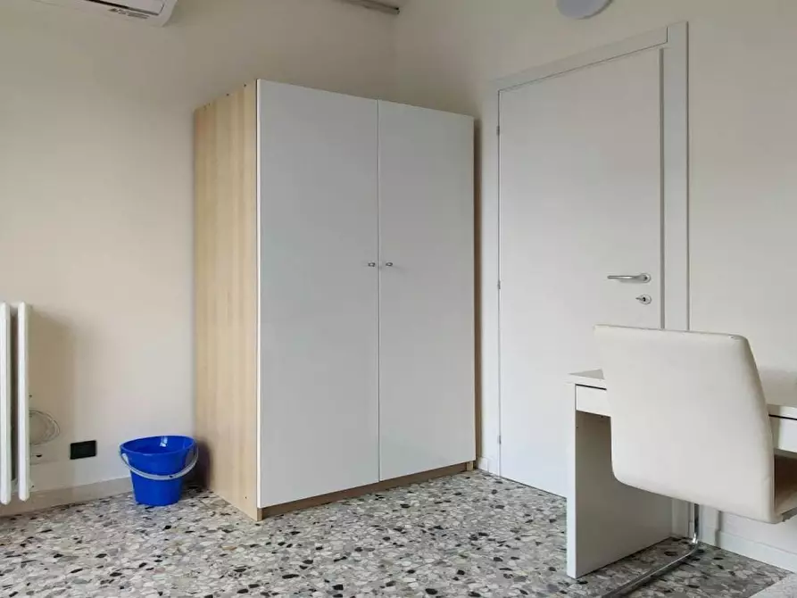Immagine 10 di Camera in affitto  in Via Alberto da Gandino a Milano
