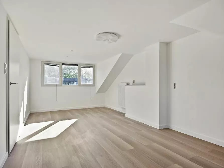 Immagine 8 di Casa indipendente in affitto  in Dennekruid a Rotterdam