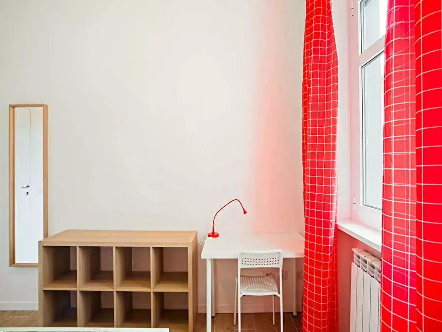 Immagine 3 di Camera in affitto  in Viale Legioni Romane a Milano