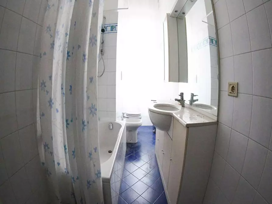 Immagine 4 di Camera in affitto  in Viale Lombardia a Milano