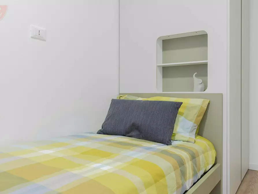 Immagine 5 di Camera in affitto  in Via Guglielmo Marconi a Padova