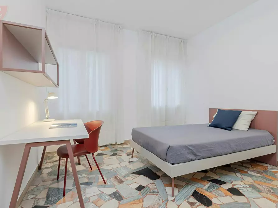 Immagine 2 di Camera in affitto  in Via Guglielmo Marconi a Padova