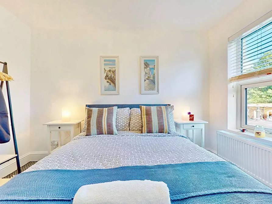 Immagine 8 di Casa indipendente in affitto  in Charles Street a Stone