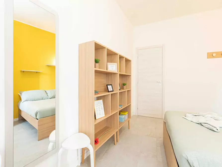 Immagine 5 di Camera in affitto  in Viale Monte Ceneri a Milano